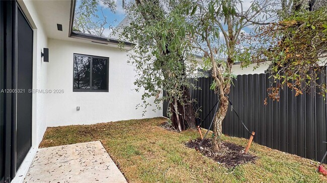 Building Photo - Northwest 3rd Street, Miami, FL 33126 - 3 BR 3.5 BA single-family home
