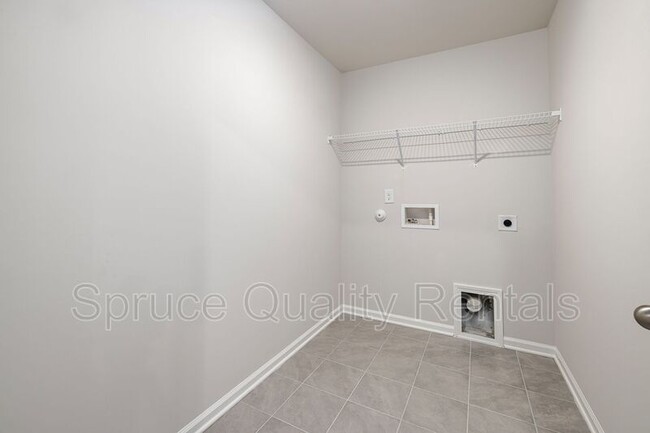 Building Photo - 649 Rawls Dr