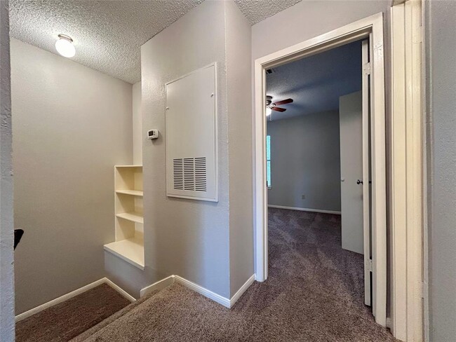 Building Photo - 8905 Schick Rd