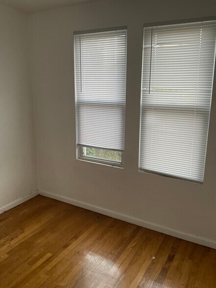 Building Photo - 7711 S Chappel Ave