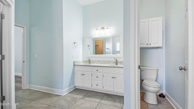 Building Photo - 139 Bonaire Dr