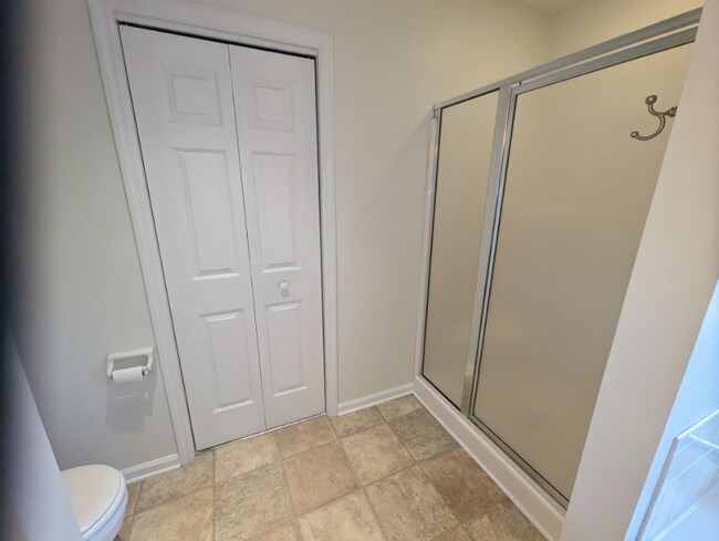 Building Photo - Hanahan Lake View Home for Lease
