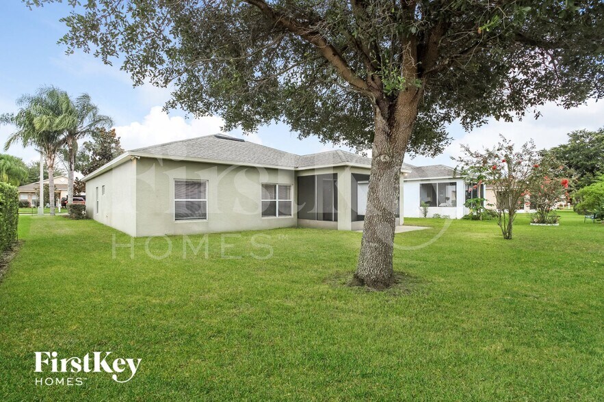 Building Photo - 5658 Forest Ridge Dr