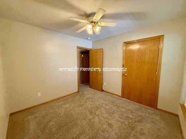 Building Photo - Cozy 3 Bedroom Ranch Home in Greenwood