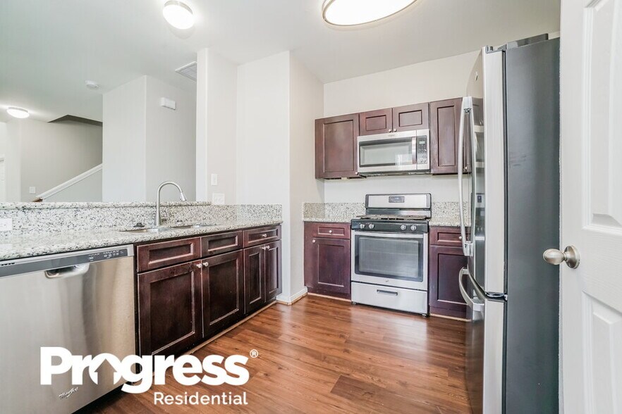 Building Photo - 21839 Octavia Way