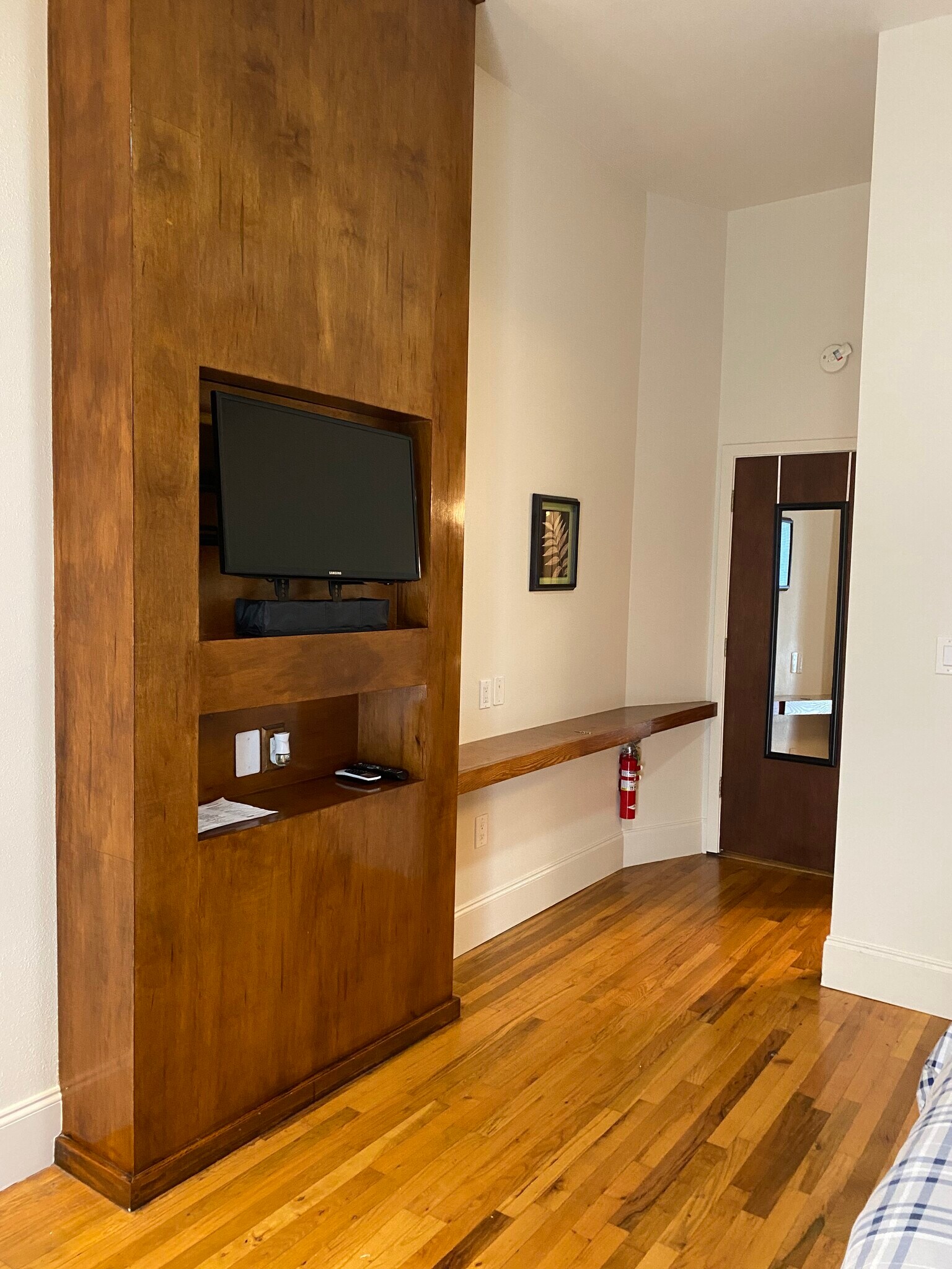 Building Photo - 1408 Washington St