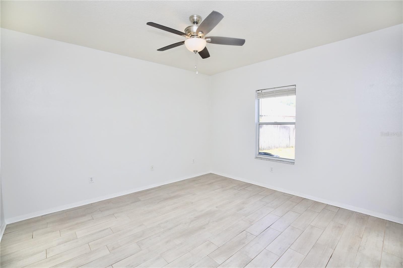 Building Photo - 24421 Breezy Oak Ct