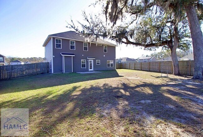 Building Photo - 326 Fairview Cir