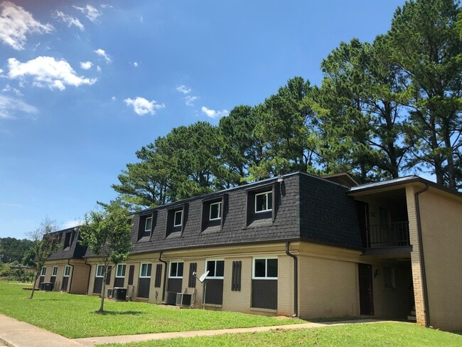 Building Photo - Magnolia Place