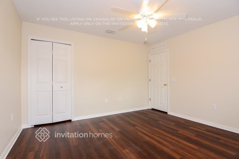 Building Photo - 3309 97th Ln E