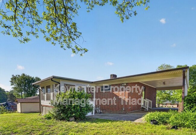 Building Photo - 402 Rand Blvd