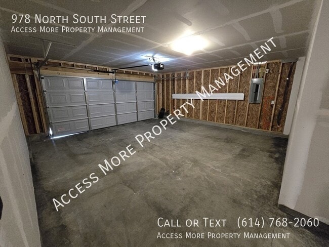 Building Photo - 978 N South St