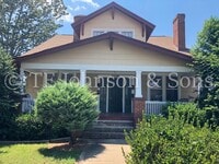 Building Photo - Updated 3BR/2BA Apartment with Quartz Counters & Modern Finishes