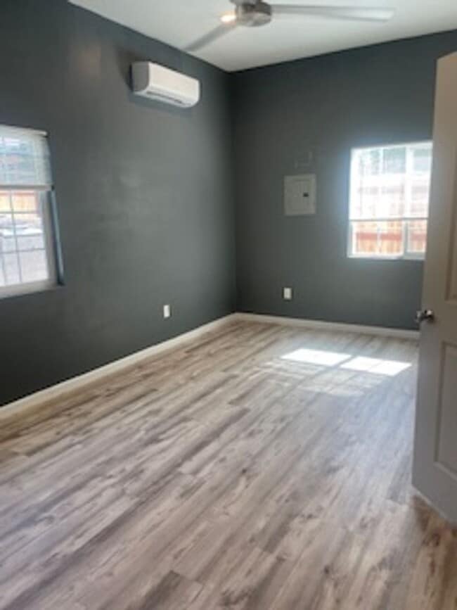 Building Photo - 2 Bedroom house in La Mesa