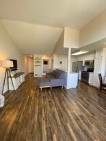 Building Photo - 2623 Antonio Dr