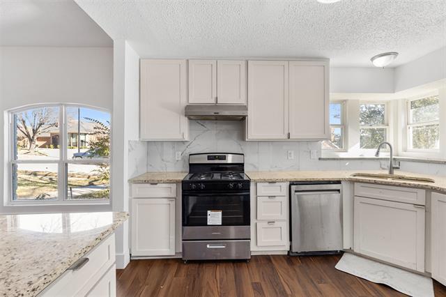 Building Photo - 3005 Club Hill Dr