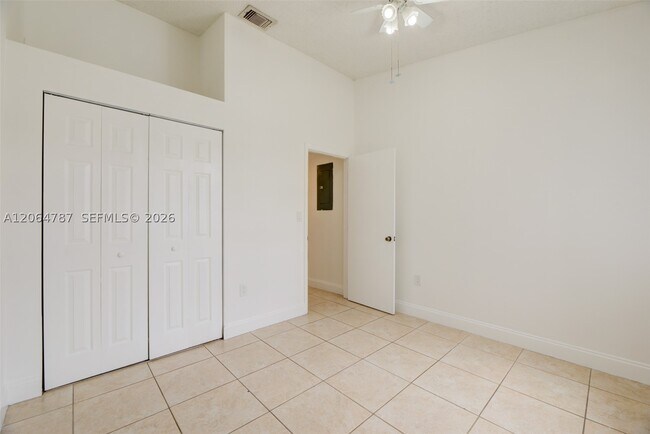 Building Photo - 6707 NW 193rd Ln