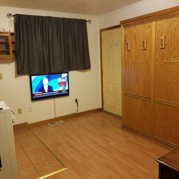 Building Photo - 11695 SW Greenburg Rd