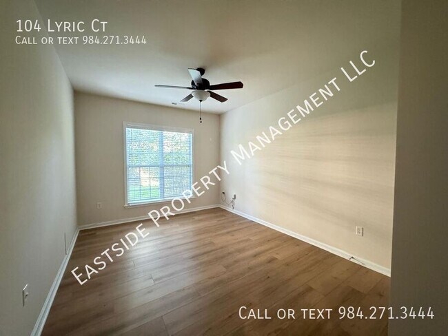 Building Photo - 104 Lyric Ct