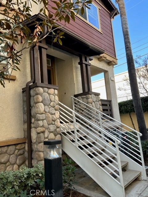 Building Photo - 1417 Ledgestone Ln