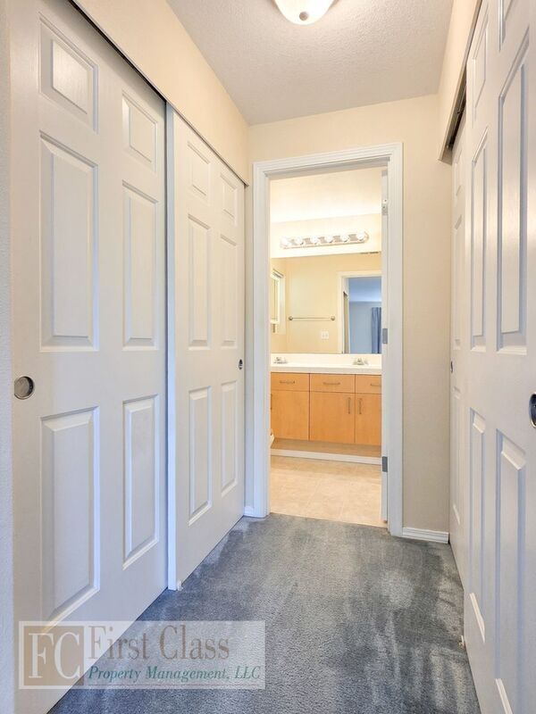 Building Photo - 503 SW 207th Ave