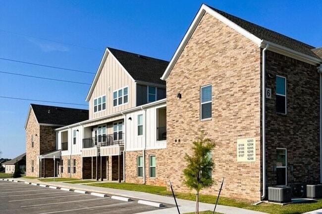 Building Photo - Willow Crossing Apartments