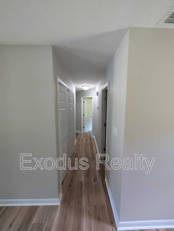 Building Photo - 6443 Rutherglen Dr