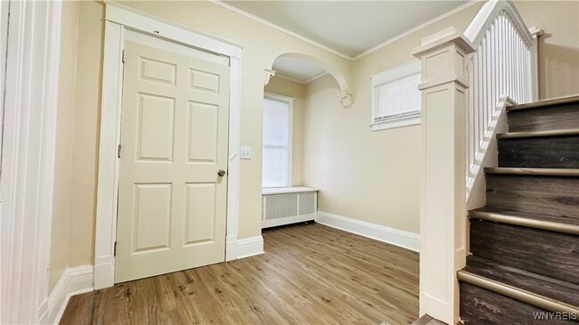 Building Photo - 701 Cedar Ave