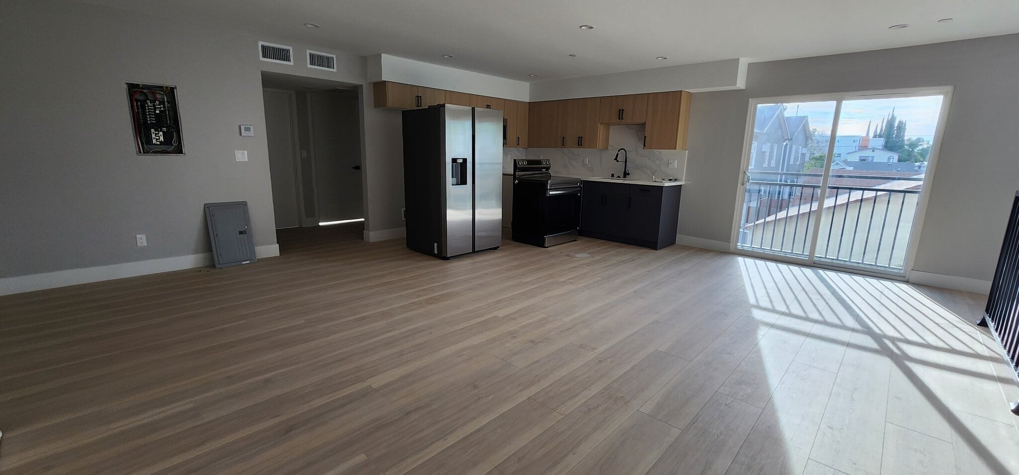 Building Photo - 5725 Klump Ave