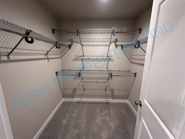 Building Photo - FREE RENT! Spacious 3-Bed Townhouse with 2.5 Baths in Charming Happy Valley!