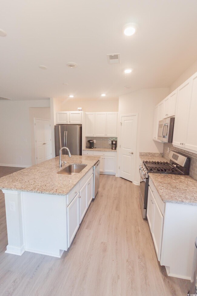 Building Photo - 508 Shellbark Dr