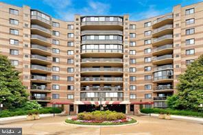 Building Photo - 8370 Greensboro Dr