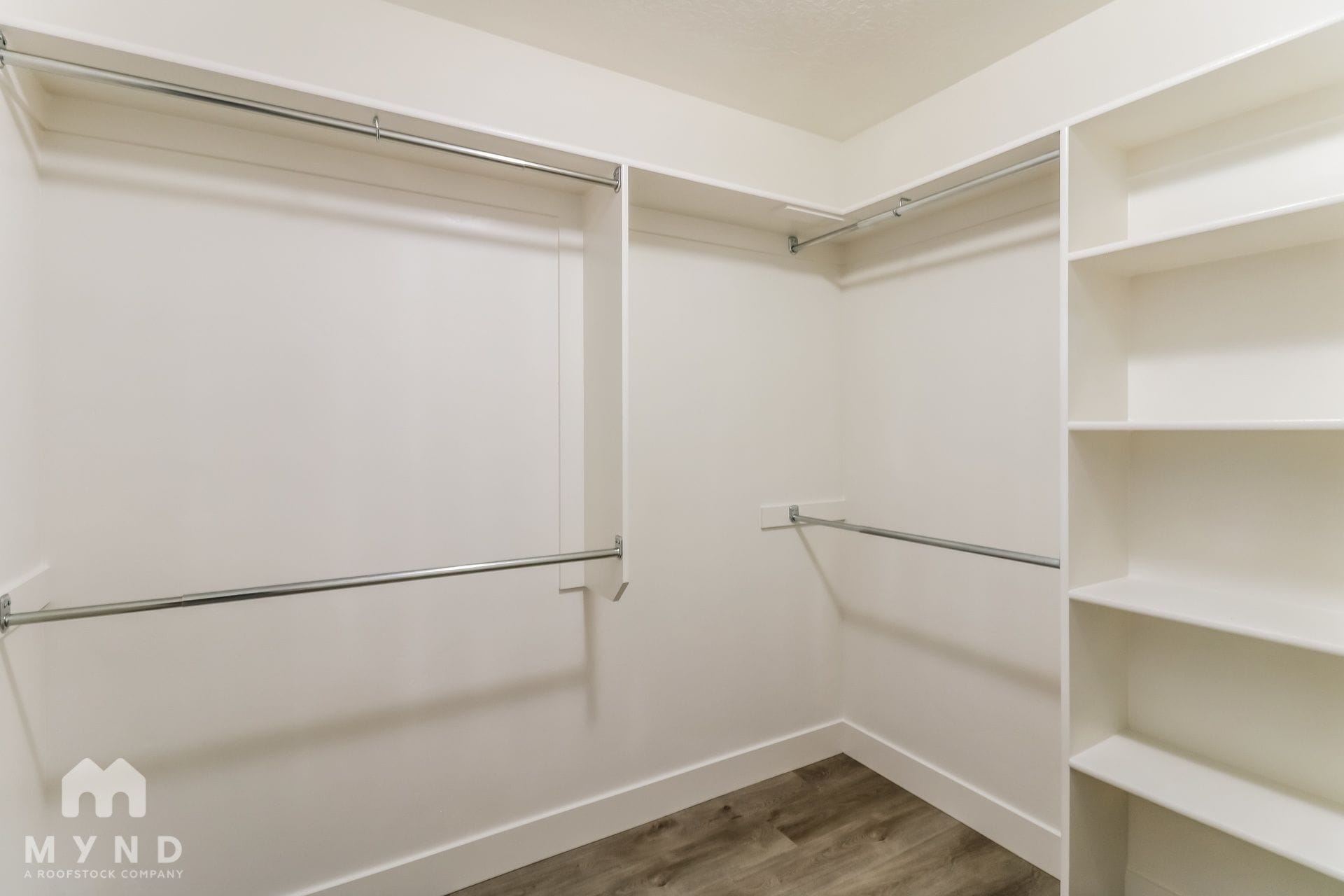 Building Photo - 1600 E Tumwater Ln