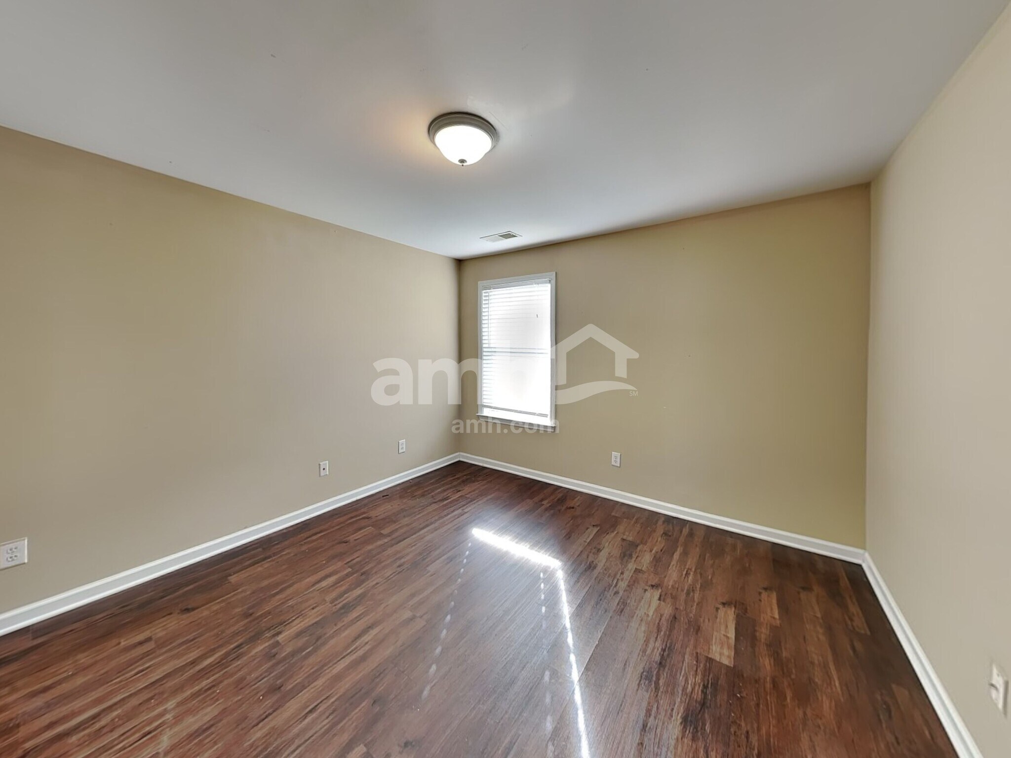 Building Photo - 3380 Lake Breeze Ct