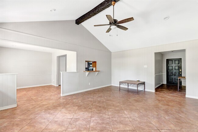 Building Photo - 2414 Chanay Ln