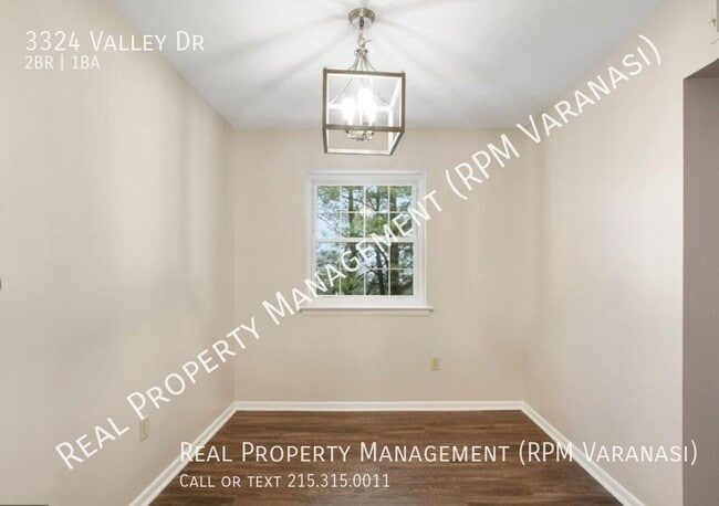 Building Photo - 3324 Valley Dr