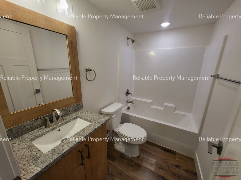 Building Photo - 347 Eliza Joy Ln