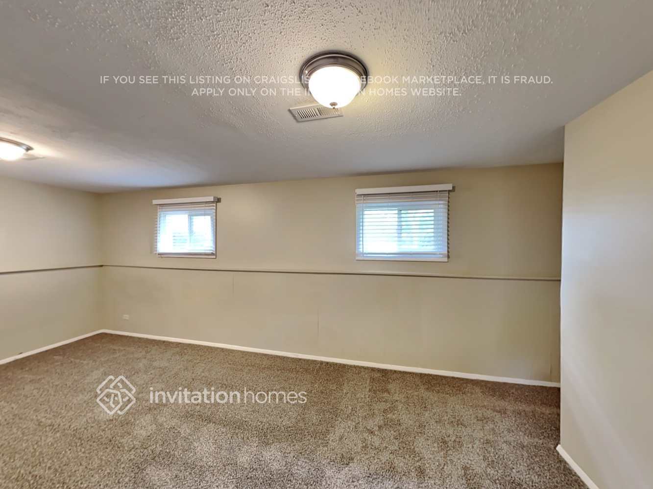 Building Photo - 6899 Meadowbrook Ln