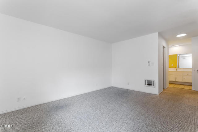 Building Photo - 355 S Los Robles Ave