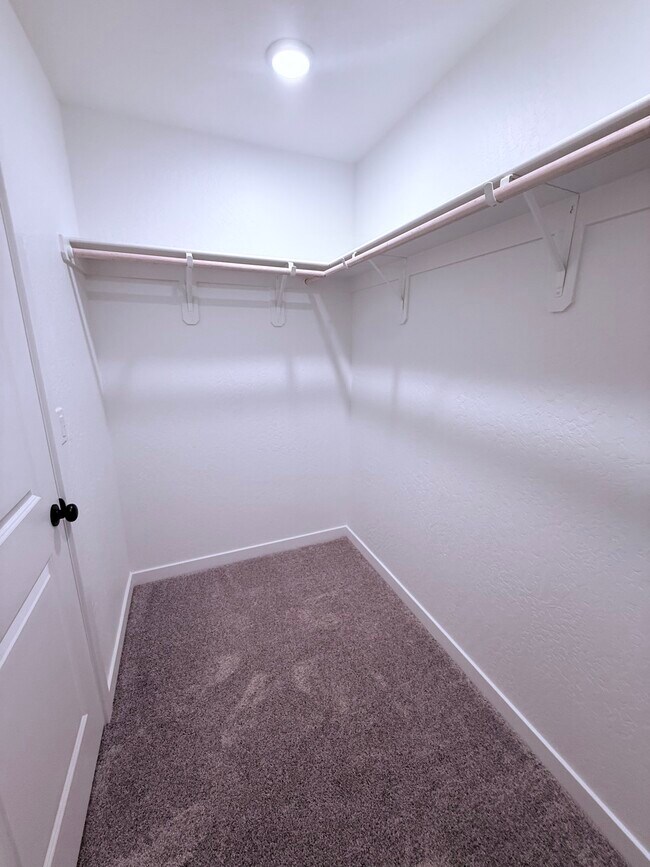 Building Photo - 6461 W Austin Wy