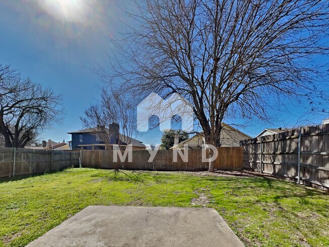 Building Photo - 5304 Pocassett Dr