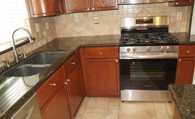 Building Photo - 8809 Las Olivas Ave