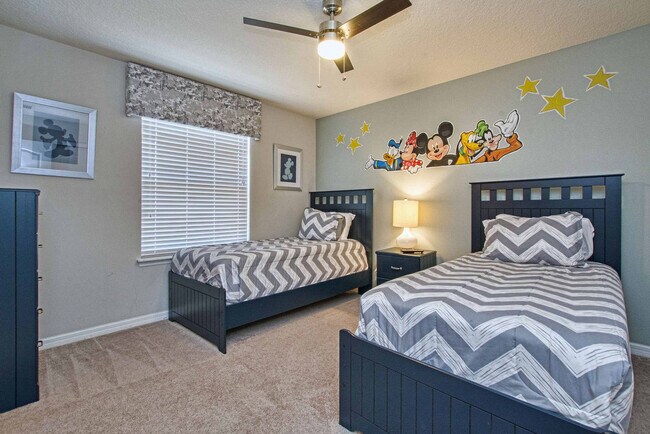 Building Photo - 2117 Malta Terrace