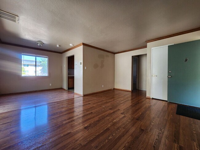 Building Photo - 2 Bedroom Condo in Rohnert Park