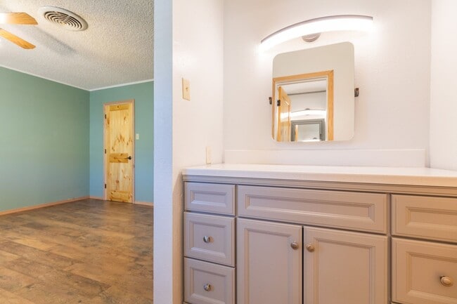 Building Photo - Spacious 3 Bedroom Home with Solar Panels and a Pool