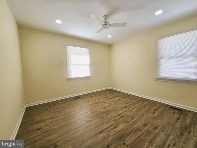 Building Photo - 199 Berger St