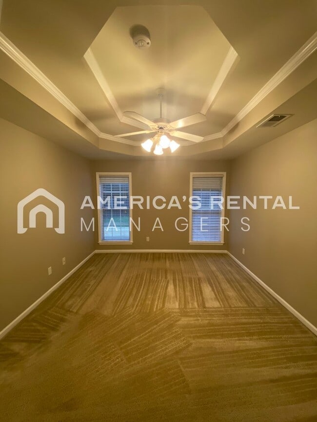Building Photo - Townhome for rent in Pelham, AL! Available to View Now!