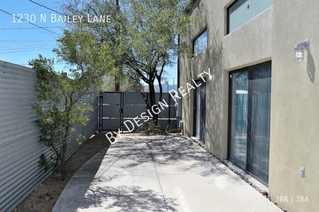 Building Photo - 1230 N Bailey Ln
