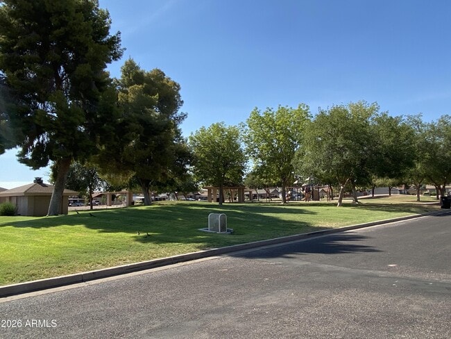 Building Photo - 1055 N Recker Rd