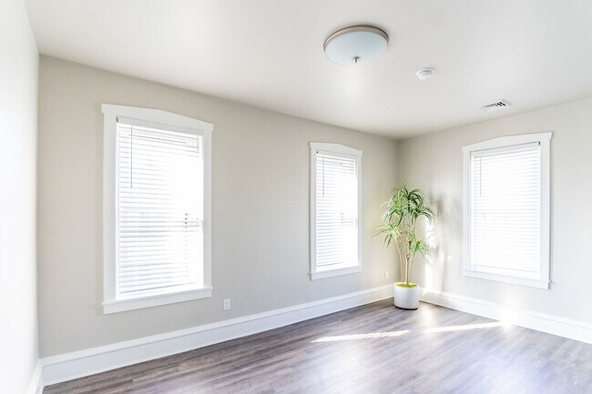 Building Photo - Market Street Commons A